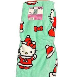 Hello Kitty Hello Mittens Christmas Mint Green Ultra Fine Faux Fur Throw Blanket